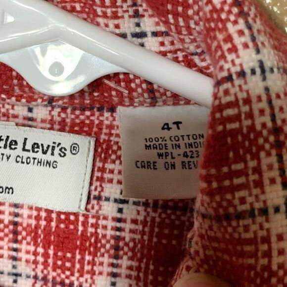 Little Levi’s Toddler Boy Red Plaid Button Down Size 4T - Picture 6 of 9
